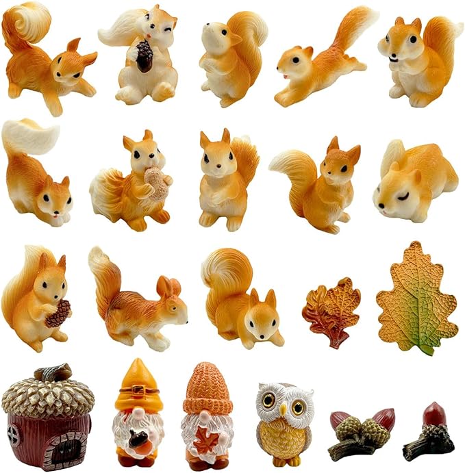 Miniature Squirrel Figurine, 21Pcs Mini Resin Squirrel Figures,Tiny Fall Forest Animals Figurines Fairy Garden Accessories for Outdoor Landscape Garden Lawn Pot DIY Cake Decorations