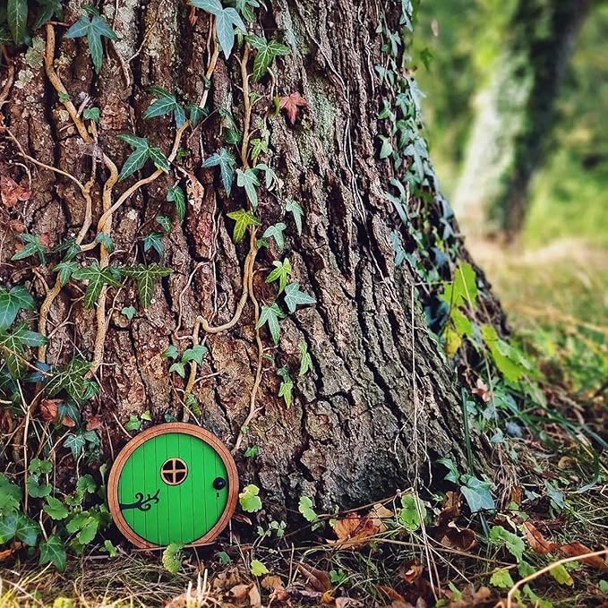 1Pc Fairy Garden Door for Tree, Fairys Doors for Trees Outdoor and Tree Trunk, Mini Fairy Garden Sculpture Lawn Ornament Decor, Fairys Tales Door Decoration,Gardens Miniatures (Green)