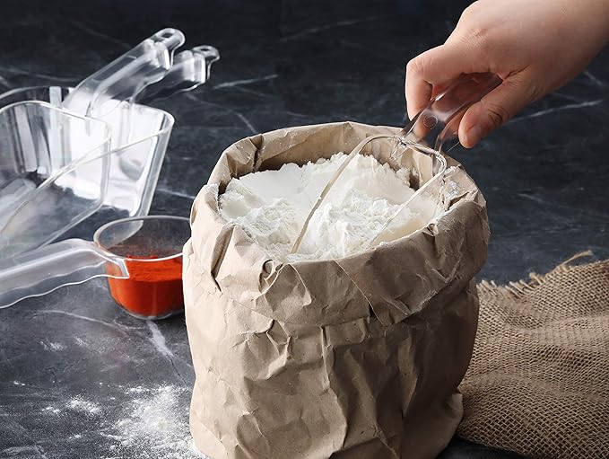 New Star Foodservice 34448 Polycarbonate Plastic Utility Ice Scoop, Clear, 64-Ounce