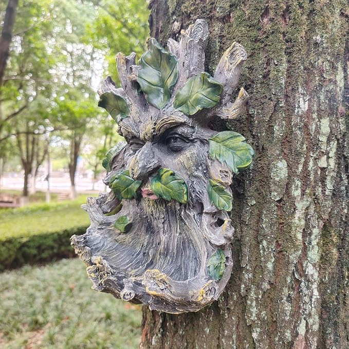 Whimsical Tree Face Garden Decoration ,Tree Faces Decor Outdoor Wallmounted Statue Art with Leaf Features, Outdoor Decor Garden Accessory (Home Decor)