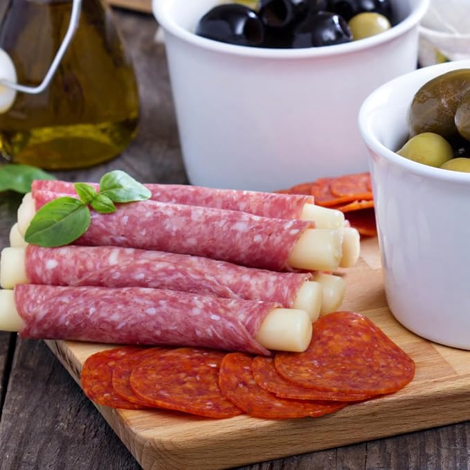 Hi Mountain HUNTER'S BLEND Summer Sausage Kit | Complete sausage seasoning kit. Includes: Seasoning, cure & 10 casings. Beef, pork, venison, deer, elk. Makes up to 30 lbs